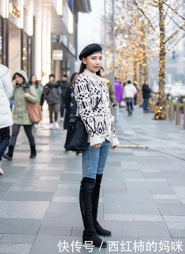 时髦拉风的大衣搭配高跟靴,帅气靓丽