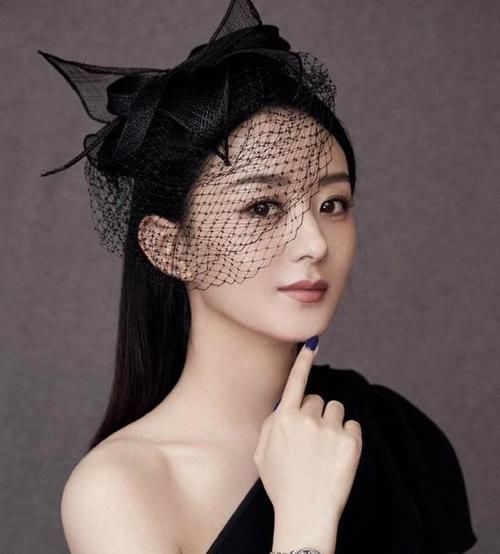 口红|为什么你的妆容总是显得“廉价”？避开这七点，才能自然又高级