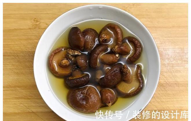 诱人|香菇青菜,香菇用冷水泡还是热水泡?许多人错了,难怪炒出来不香
