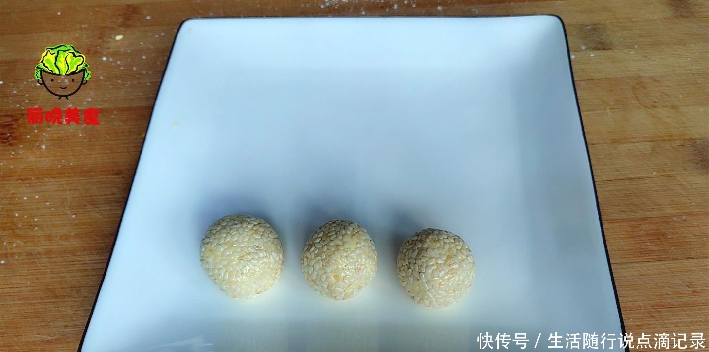 南瓜|半个南瓜,一碗糯米粉,简单一做,比油条简单多了,软糯又香甜