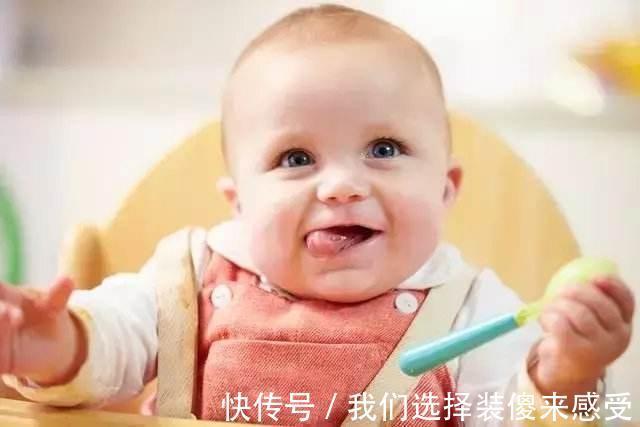 反射性|5个信号,暗示宝宝大脑发育很棒,看看你家孩子中了几个