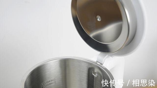 长期喝“电热水壶”烧的水，对身体有影响吗？医生：别不放心上