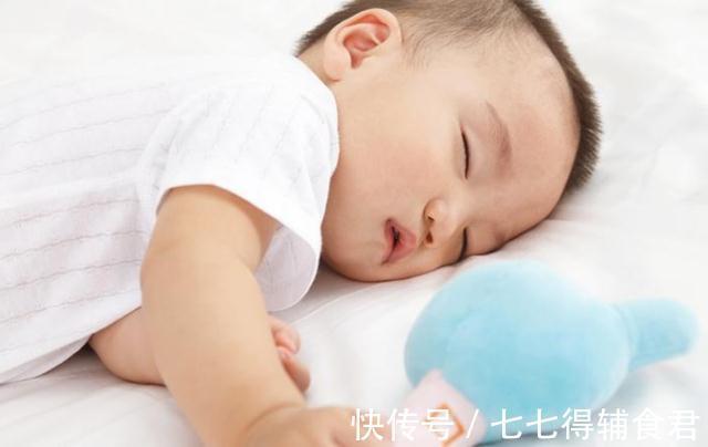 大宝|别让婴儿睡熟后才放床上,一旦睡习惯很难改回来,来看看正确方式