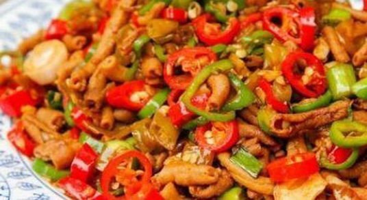 美食精选:野山椒炒鸡胗,酱香茶树菇,芫爆肉丝,酸辣脆猪皮做法