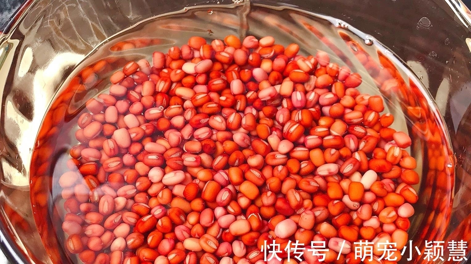 1盒牛奶1把红豆,简单易学0难度,在家做奶香红豆糕,吃1次就上瘾