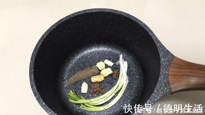 茴香|不吃肉也要吃它，1个胜过6个鸡蛋，孩子多吃眼睛明亮，头脑灵活