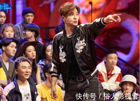 他跳舞总给人一种很快乐向上的力量,很有实力,也很棒