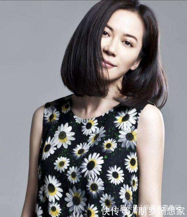 头发 到了45岁的家庭妇女，有白发的剪这5种发型，减龄还显气质