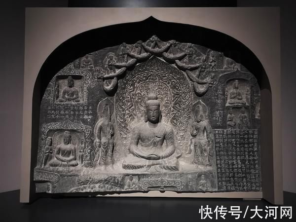 皇后礼佛图|流散近百年，龙门石窟《皇后礼佛图》即将虚拟复原亮相