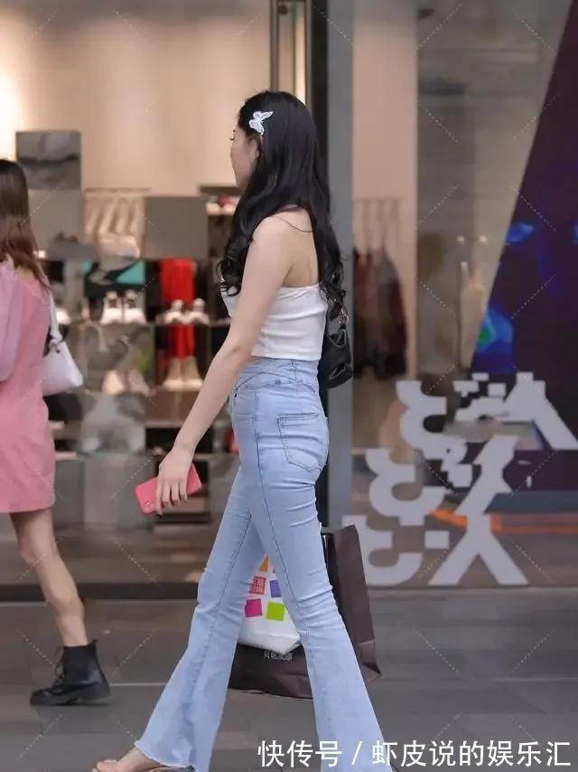 小个 小个子女生穿搭牛仔裤搭配高跟鞋,显瘦增高魅力十足,你喜欢吗?