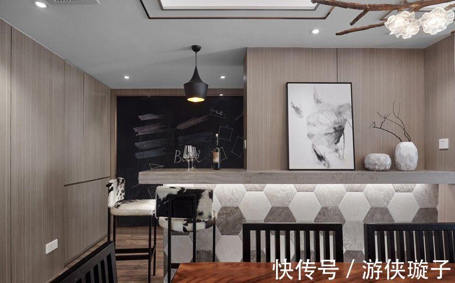 中式|180平方米大复式,绝佳观景体验,融合新中式的文艺与浪漫