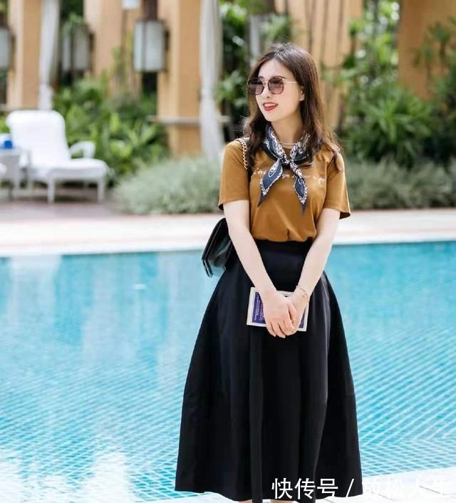 棕色系 小个子女生想穿得清爽又时髦建议学会这几种“色彩搭配术”!