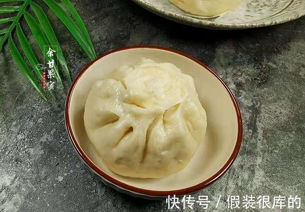 包子|分享早餐面食，馅料鲜嫩多汁，蒸一蒸味美不上火，出锅抢着吃