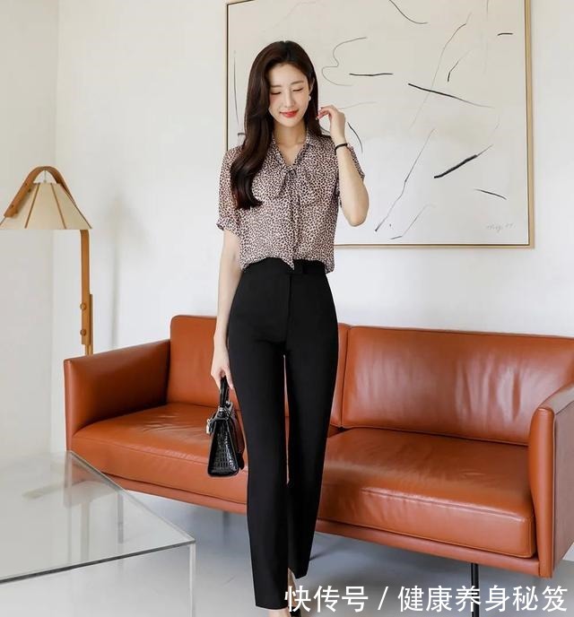 办公室 行走职场,这样穿就对了!12套“温柔”办公室穿搭,利落还大气!
