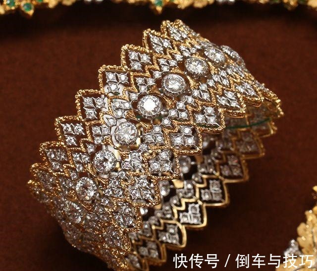 浪漫 蕾丝只能做裙子珠宝亦可如蕾丝般精致浪漫!