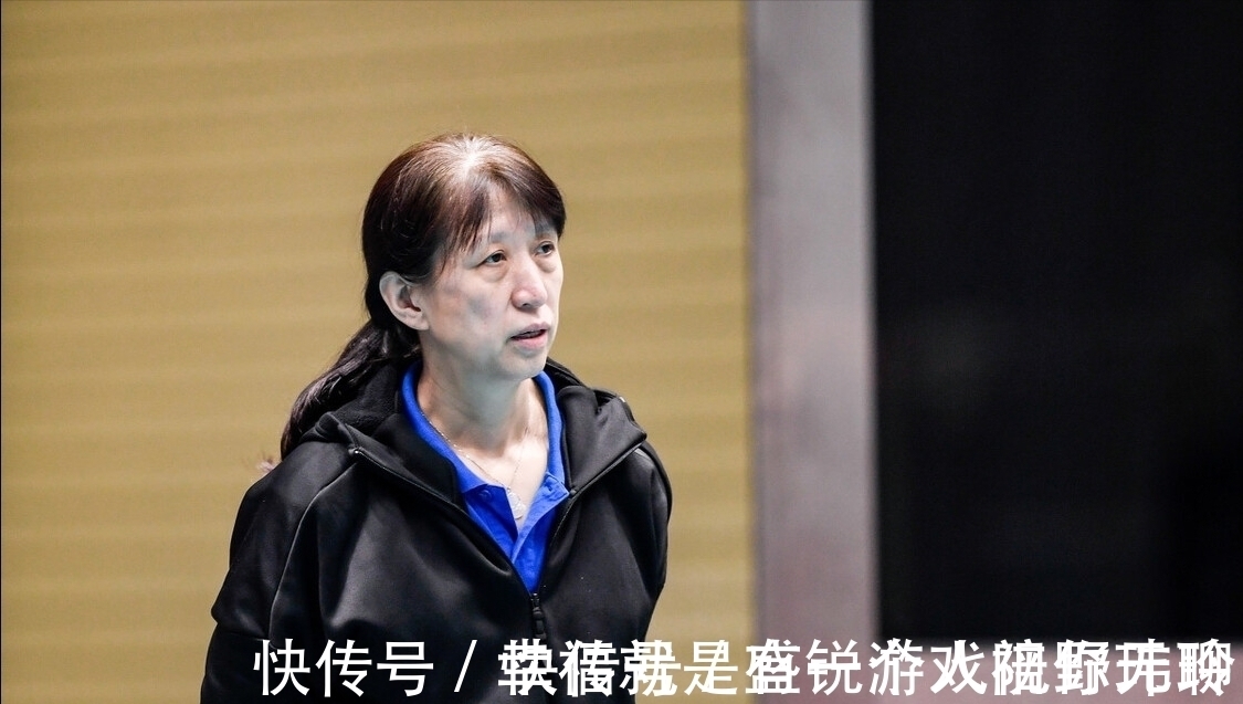 奥运|郎平瞒不住了!中国女排老队长出山,或奥运会后接班铁榔头