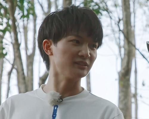 砍树|周深参加《向往》却拒绝干活,得知他的理由,字幕都不敢打出来