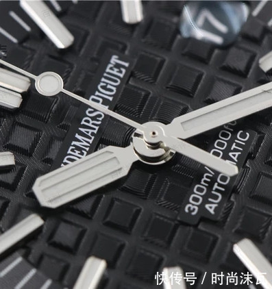 八角表壳爱彼皇家橡树爱彼15703拆解评测