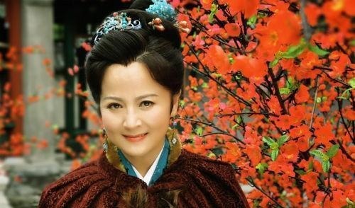 王夫人#红楼梦:薛家为何最终住在大观园的东北角,你看看东北角里都有啥