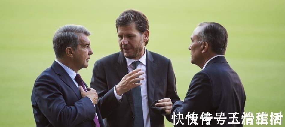 锋霸|重磅!曝巴萨欲压哨签约曼联巨星,626场370球,或助C罗穿7号