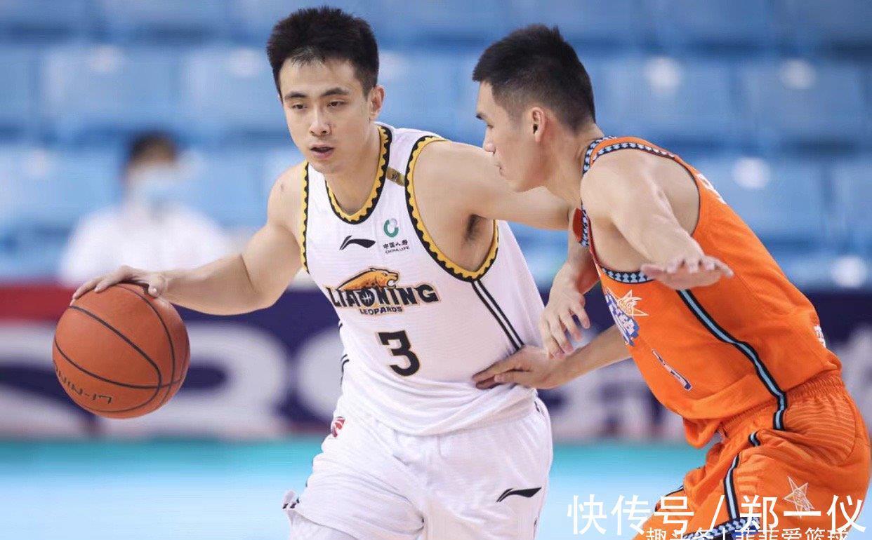 杨鸣|26分豪取9连胜!辽宁男篮惊喜与弱点共存,杨鸣需调整新阵容