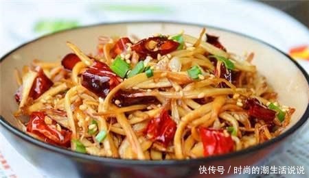 买杏鲍菇时,别再只挑大的,牢记4个特征,轻松挑到好杏鲍菇