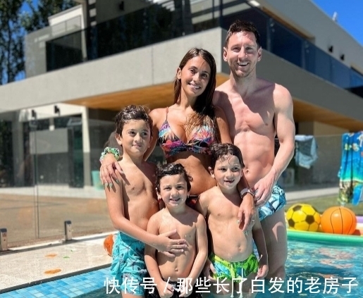 梅西|足坛12项大奖出炉,梅西爆冷无缘!度假心情好,与妻子贴身热舞