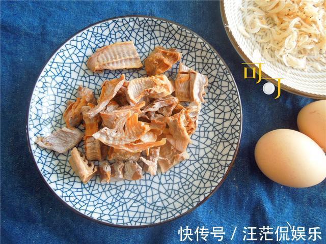 家人|这个煎蛋海陆双汇，外酥里嫩，家人夸我做得特别好吃