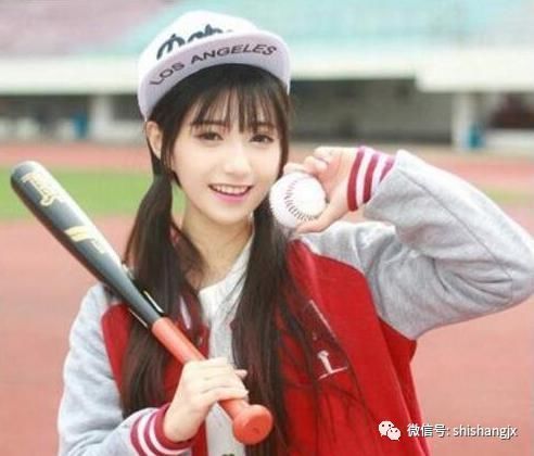 学院风的女生发型扎发,好看自然又简单,特别唯美