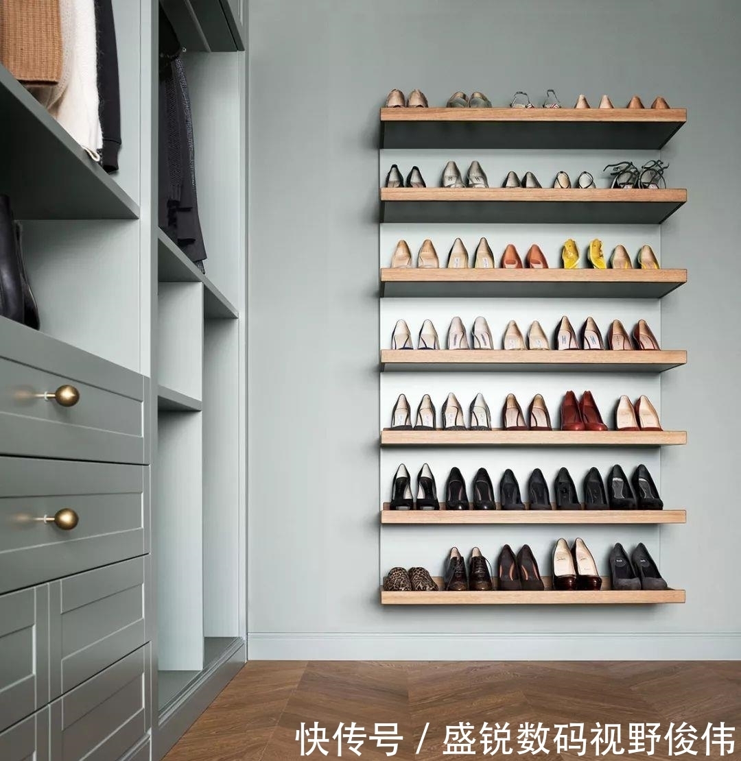 衣帽间|150㎡的豪宅,只有一间小卧室,网友:有钱任性?