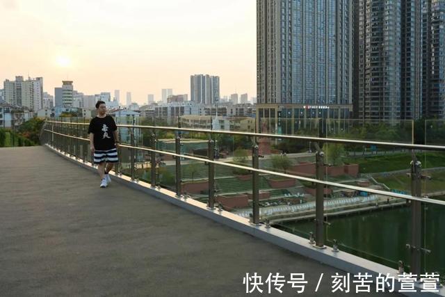 江涛|涌入长沙的年轻人实现买房自由，月薪5000也活得快乐