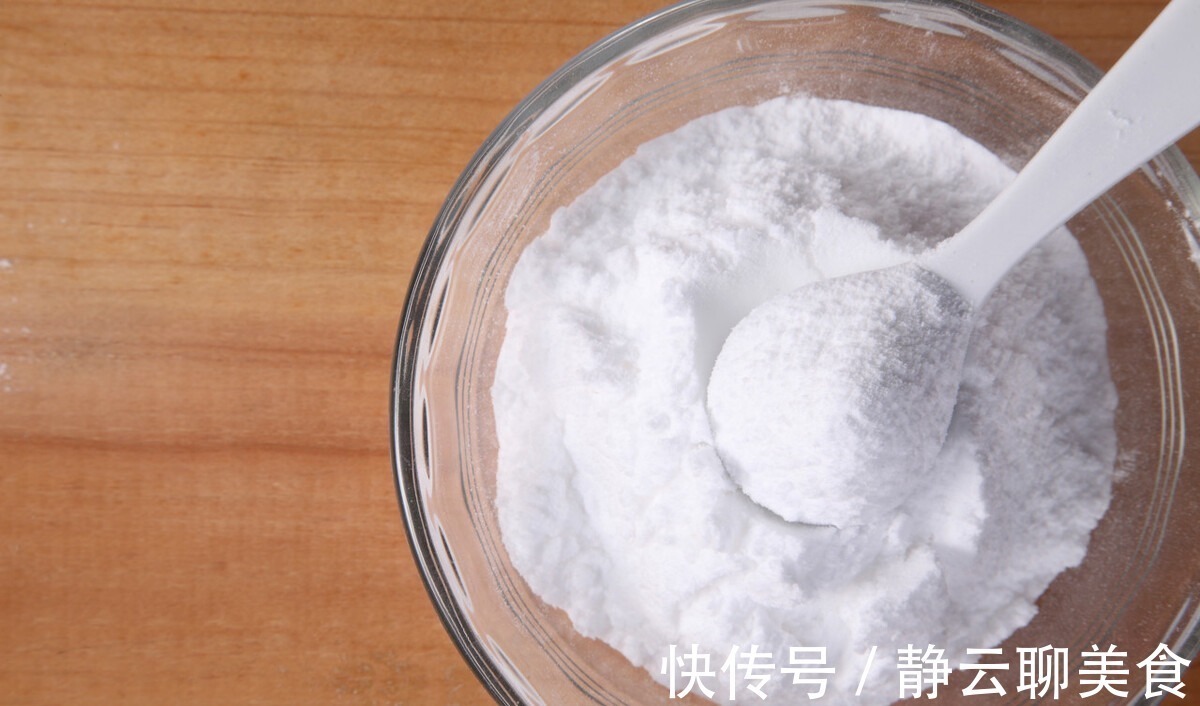 小苏打和泡打粉的区别是什么差别可不止一点，以后别用错了