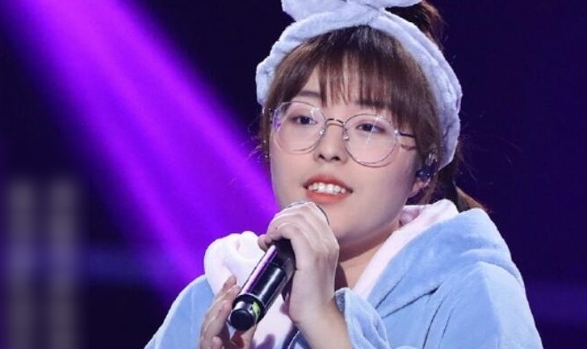 她是好声音冠军,本以为会走红!没想到赛后却沦为路人