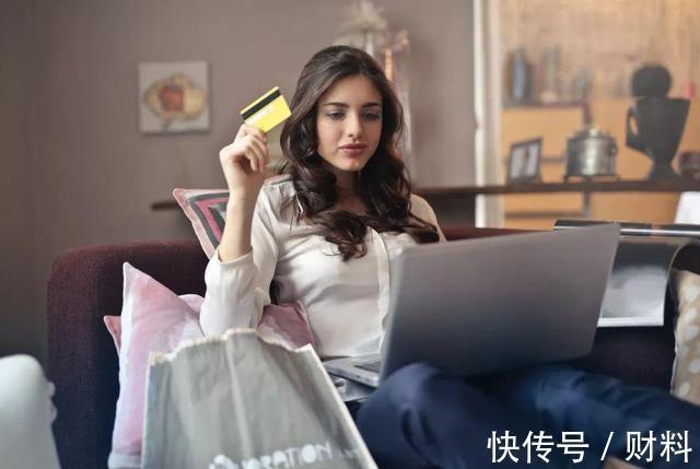 内幕|实体店一件衣服几百,电商却只卖几十块?内幕被揭开,你还买吗?