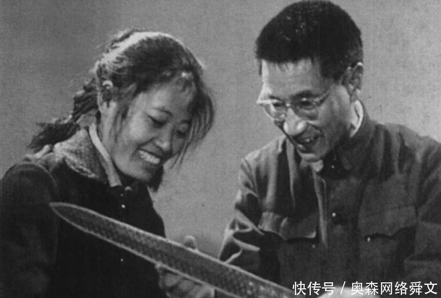 越王勾践剑深埋地下2500年,毫无锈迹,科学解释清楚了吗?