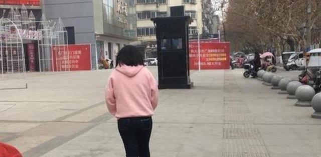 老汉|14岁女孩离家出走,被老汉拐走后6年生3娃,找到时母亲早已认不出