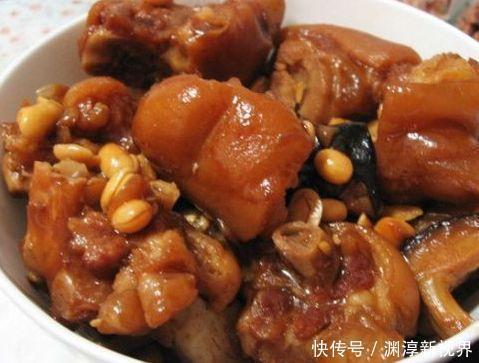 猪蹄好吃但太难炖烂老厨师教你一招,少炖一个小时,分享给家人