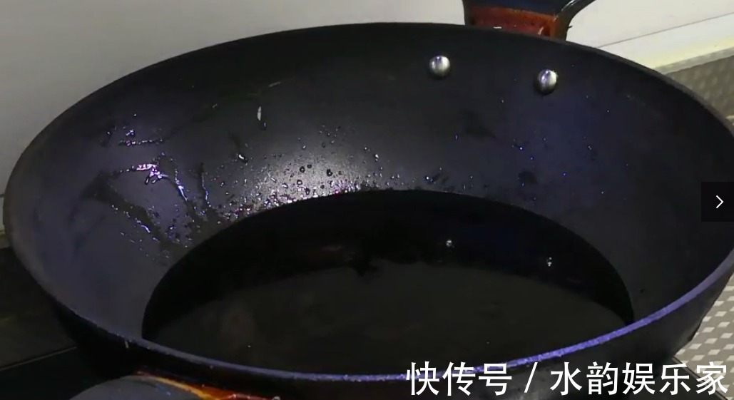 开胃|腌黄瓜好吃有秘诀，一天就能吃，香脆爽口又开胃，比吃肉还过瘾