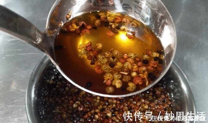 饺子馅|59岁老师傅说调饺子馅时,有2种料不可缺少,少一种饺子都难吃