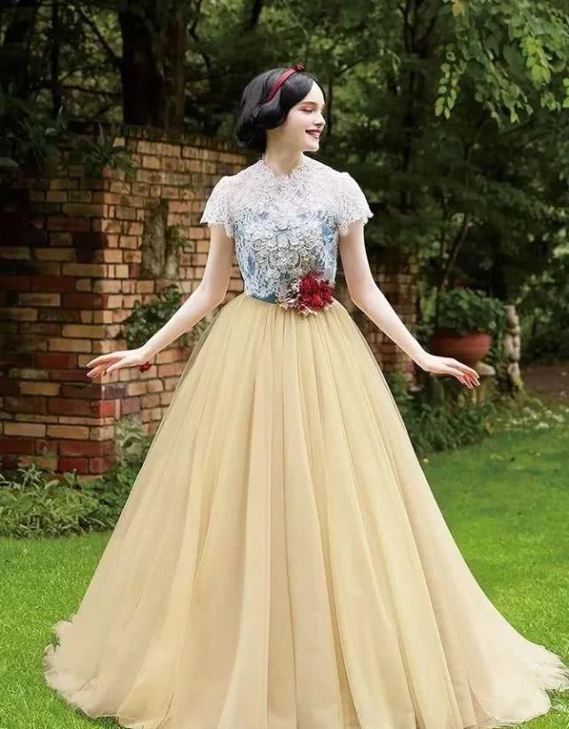把冰雪奇缘做成婚纱这些迪士尼公主穿的婚纱裙也太好看了