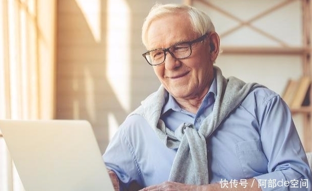 深蹲|50岁之后的男性,能做到3件事,恭喜!