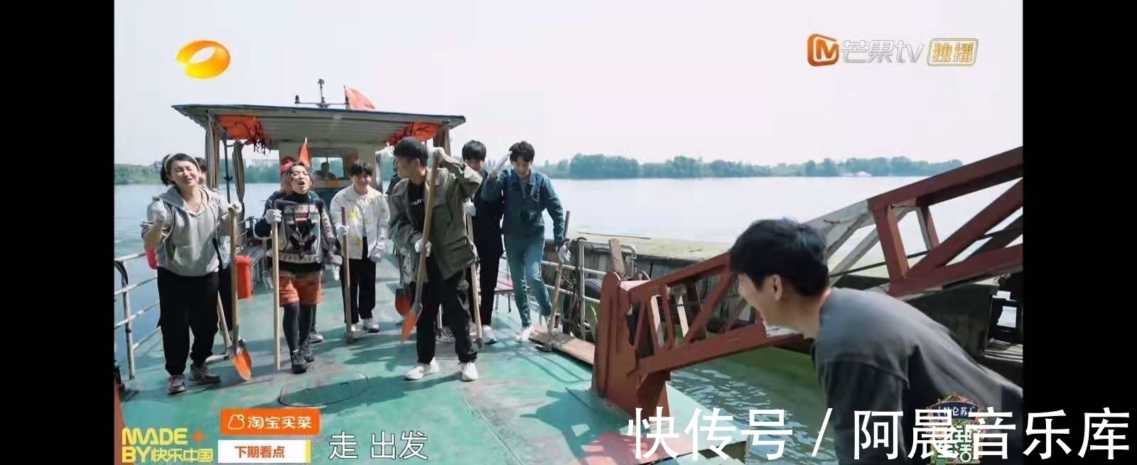 这就是人脉!何炅邀请10个人免费参加综艺,至少为黄磊省了100万