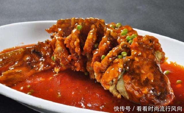 它是鱼腥的死对头，做鱼时往里倒一杯“它”，鱼鲜肉嫩，腥味全无