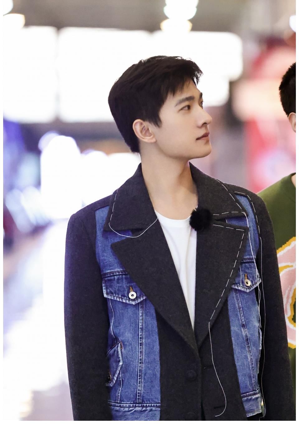 杨洋亮相《青春环游记》第三季 携手开启环游新旅程