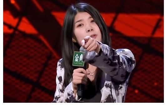 段子|楊笠只要有攻擊性，她的段子和表演就變得好