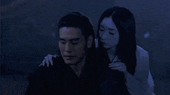 |搞笑美女动态图GIF:大型社会性死亡现场,我尴尬你们爆笑!