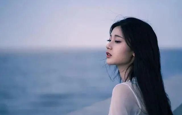 睡眠质量|女性想要雌激素充足,饮食谨记“2吃2不吃”,卵巢可能很高兴