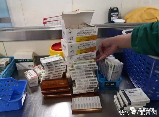 19歲小伙每天把這個當(dāng)水喝，住進(jìn)ICU搶救8天……醫(yī)生緊急提醒