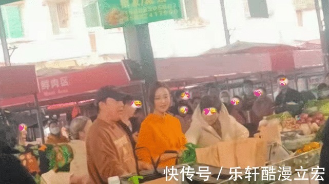 佟丽娅黄渤陈赫等菜市场录节目,丫丫化身“水果西施”真人超美