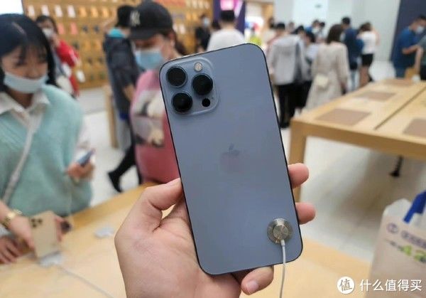 石墨|iPhone12PM换13PM，体验完新机后我为什么把它卖了？